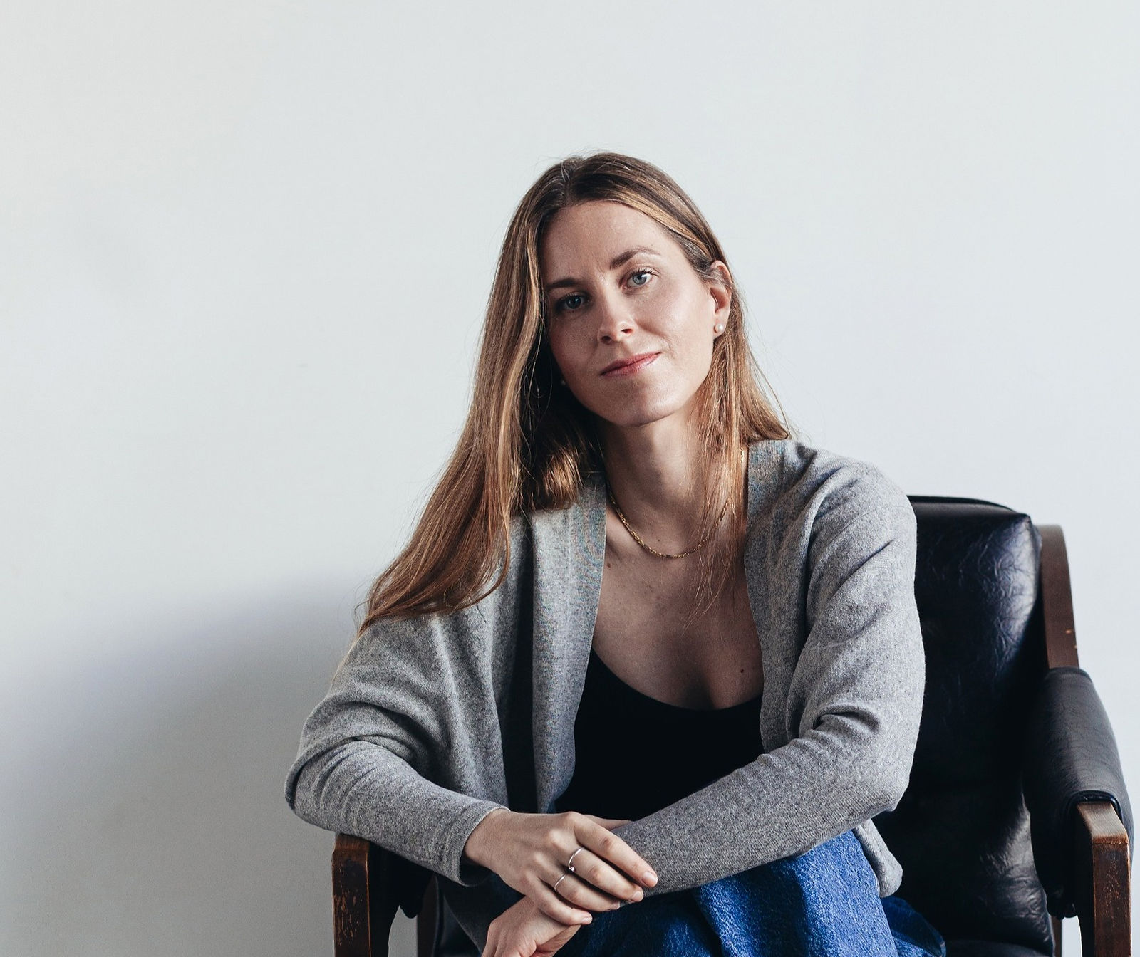 woman sitting on chair